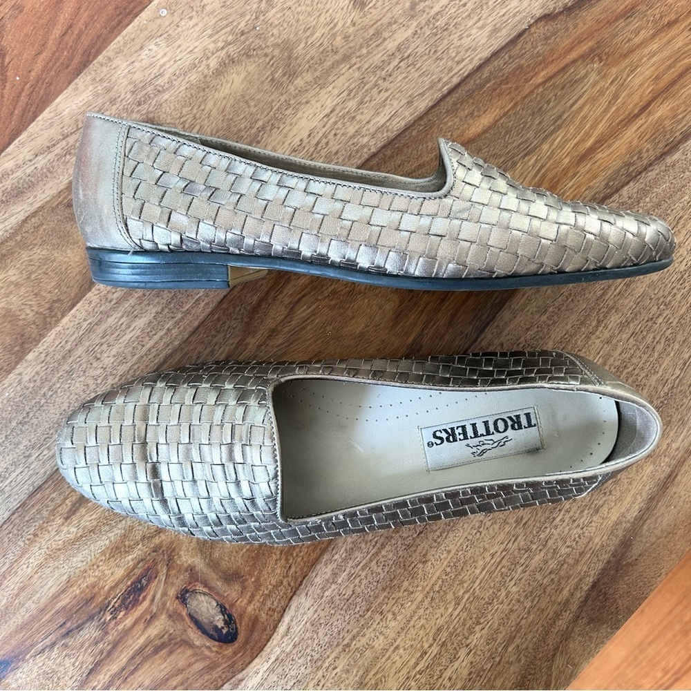 Trotters Metallic Woven Leather Loafers in Champagne